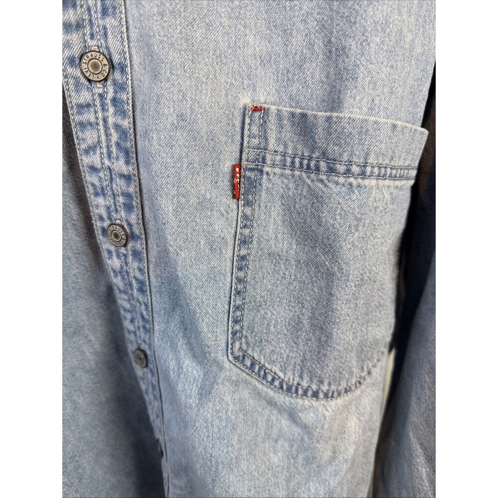 Vintage Red Tab Levi's Men's Denim Button-Up Relaxed Fit Shirt Sz XL Light Wash - Picture 5 of 9